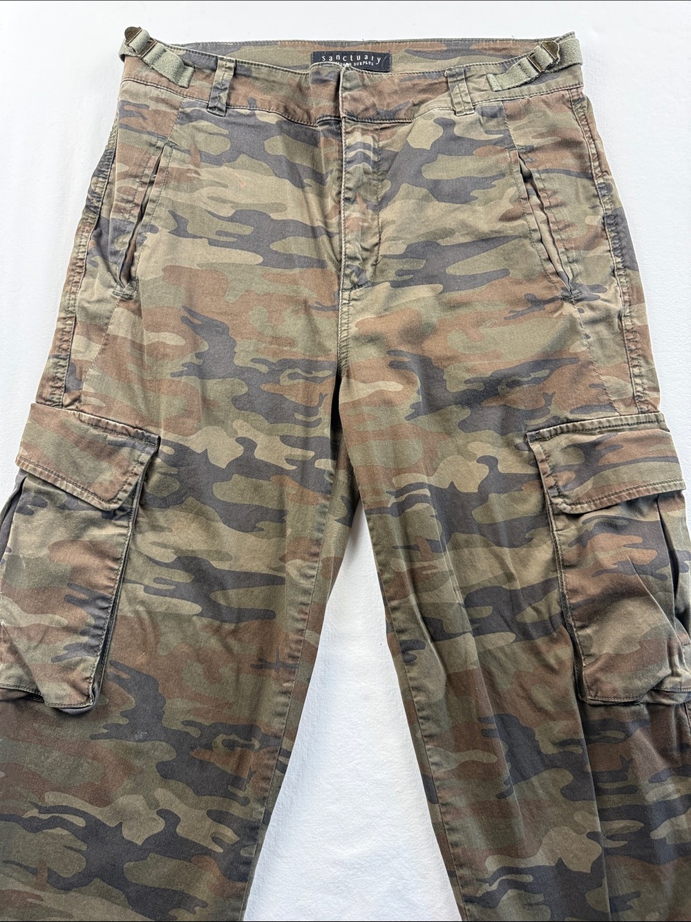 Sanctuary Camo Cargo Pants in Olive and Brown sz 28